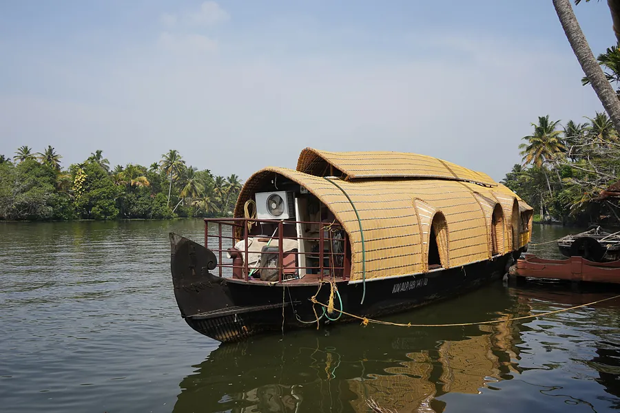 Kettuvallam houseboat